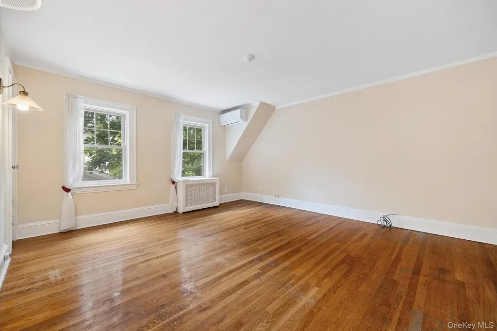 1235 Post Road Scarsdale NY 10583