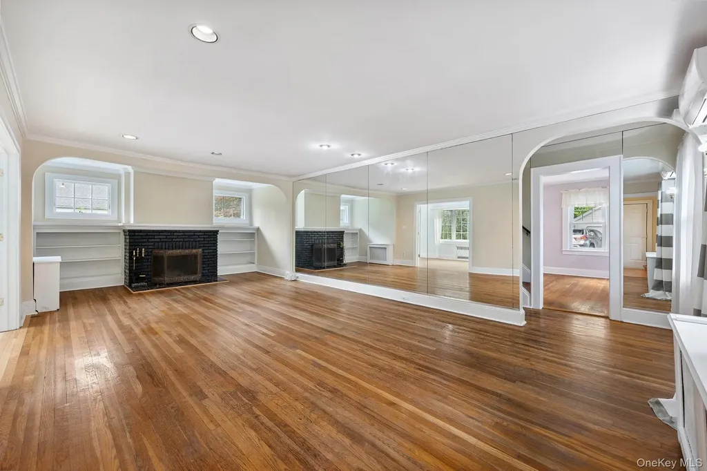 1235 Post Road Scarsdale NY 10583