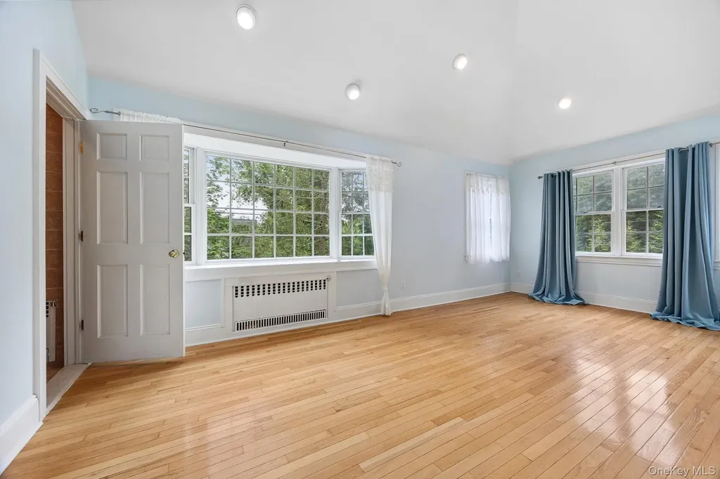 1235 Post Road Scarsdale NY 10583