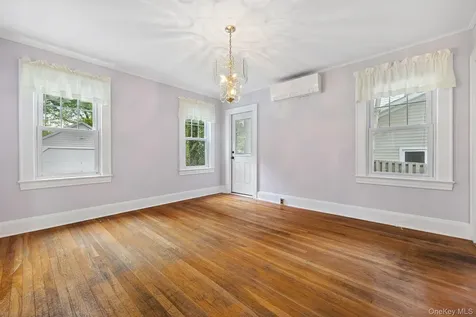1235 Post Road Scarsdale NY 10583