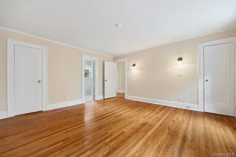 1235 Post Road Scarsdale NY 10583
