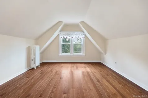 1235 Post Road Scarsdale NY 10583