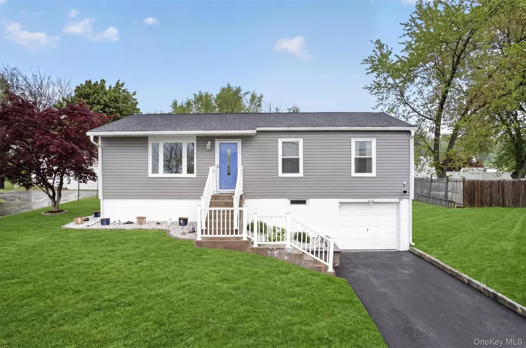 83 Riverview Drive Fishkill NY 12524