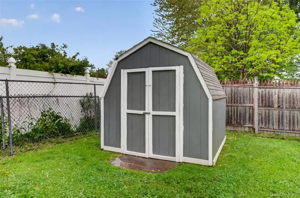 83 Riverview Drive Fishkill NY 12524