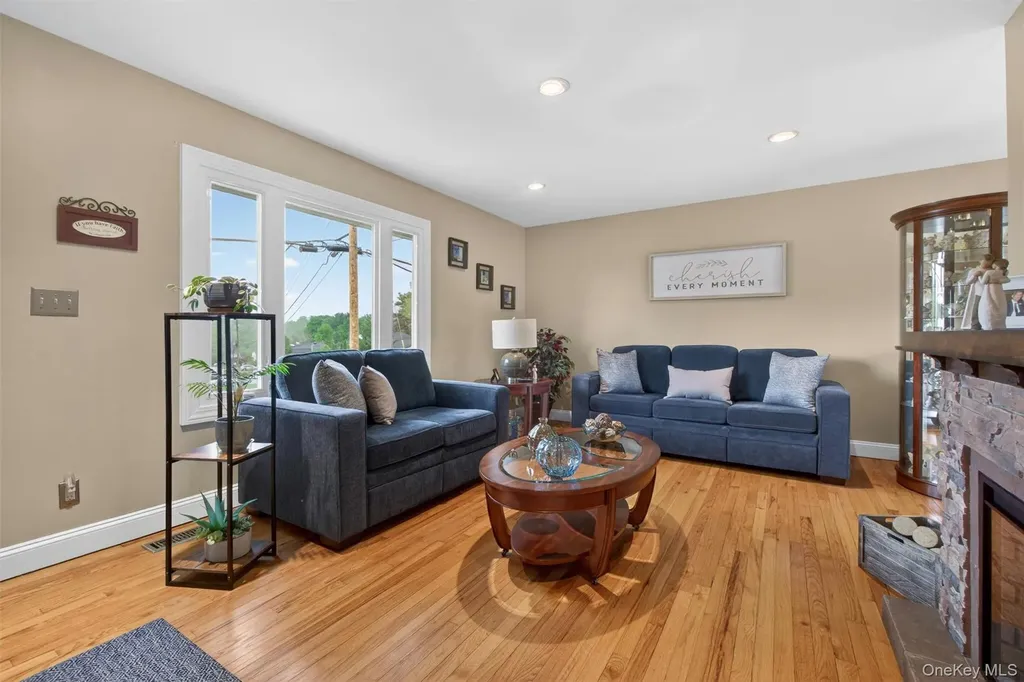 83 Riverview Drive Fishkill NY 12524