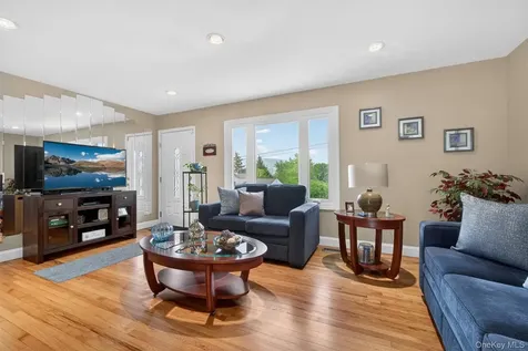 83 Riverview Drive Fishkill NY 12524