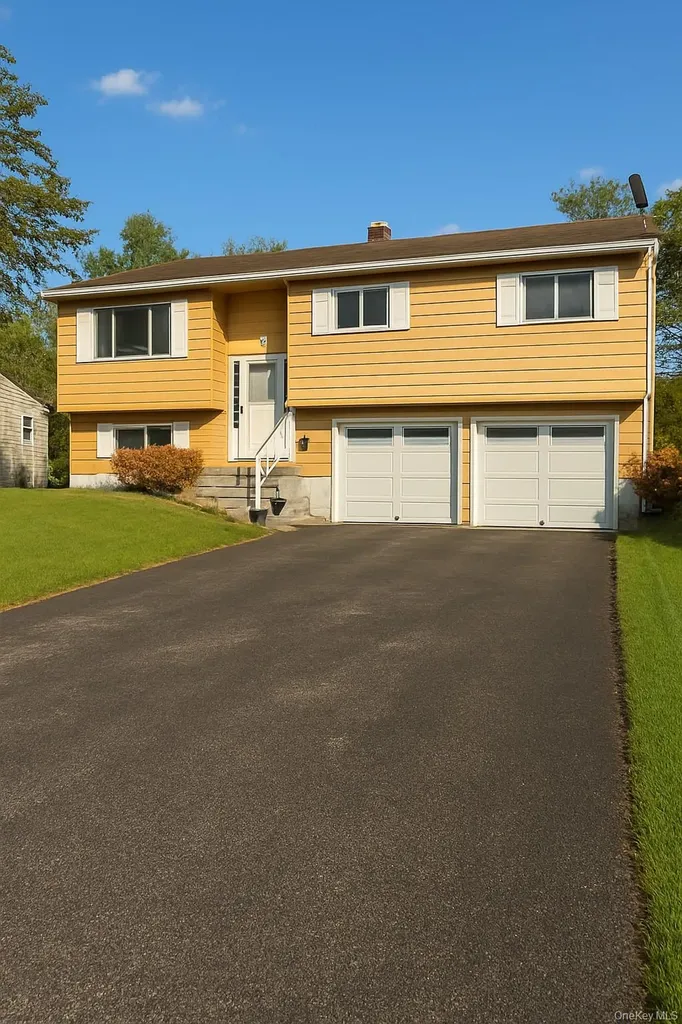 5 Cayuga Drive Wappingers Falls NY 12590