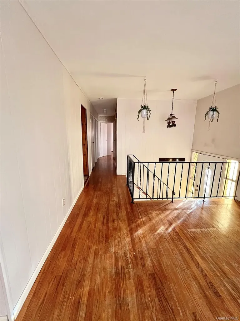 5 Cayuga Drive Wappingers Falls NY 12590