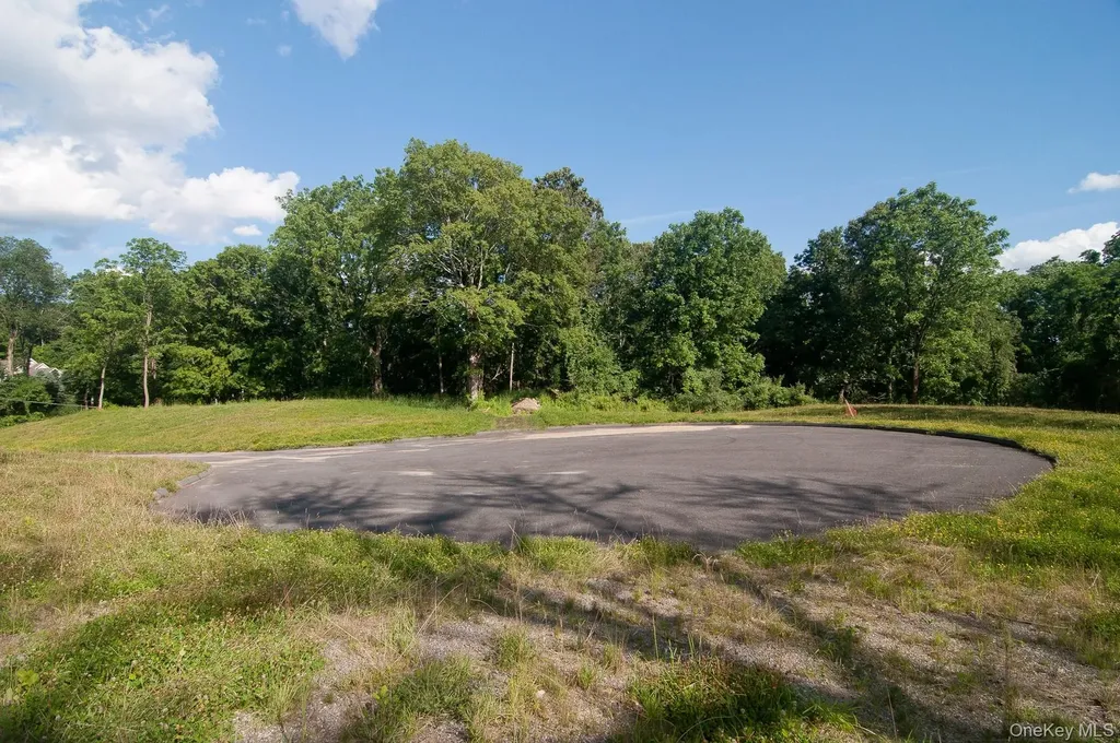 22 Mclain Street Bedford Corners NY 10549