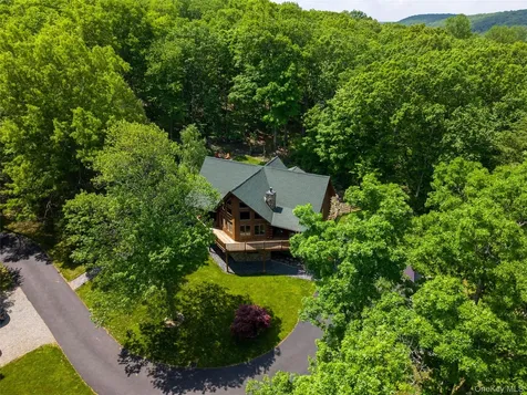 33 Cimarron Road Putnam Valley NY 10579