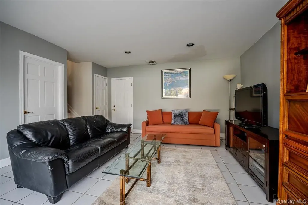821 Channel Road Long Beach NY 11561