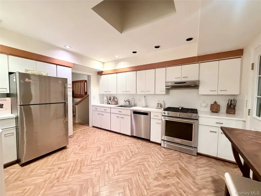 821 Channel Road Long Beach NY 11561