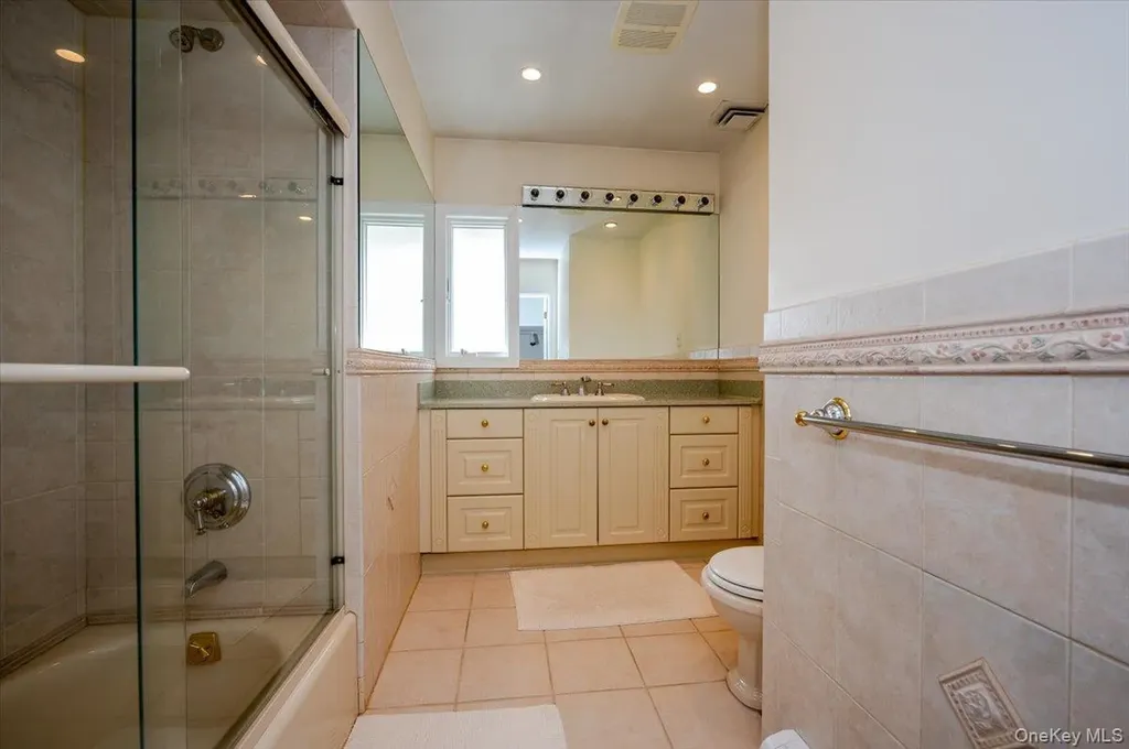 821 Channel Road Long Beach NY 11561