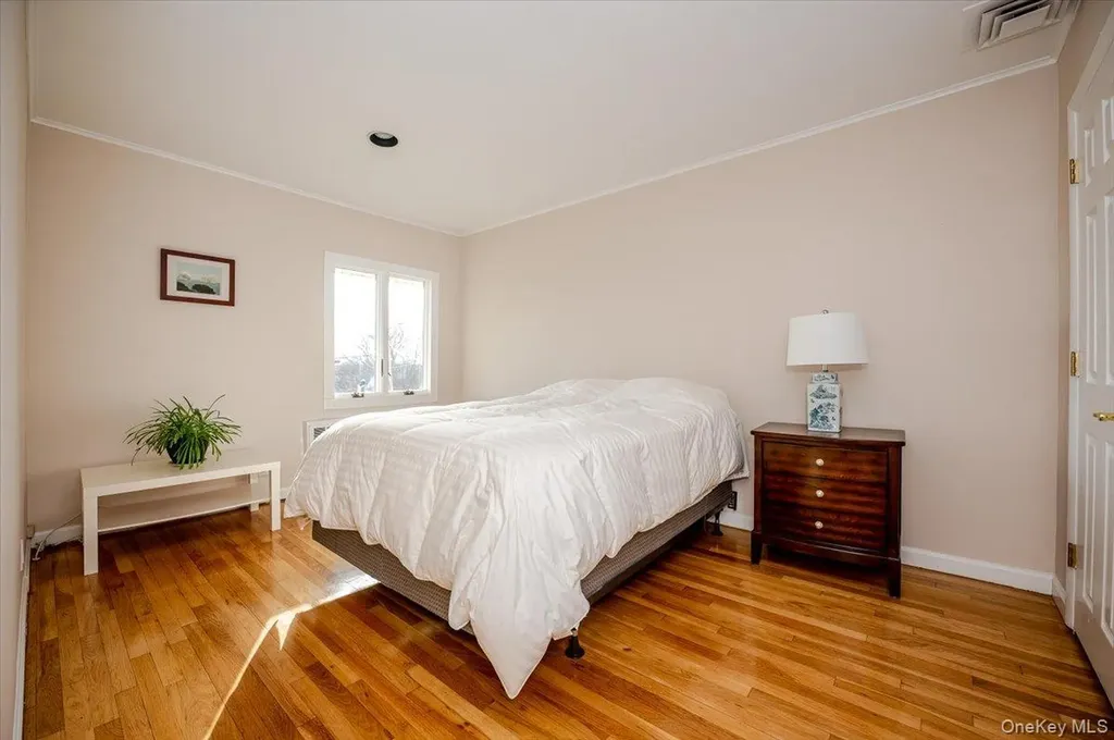821 Channel Road Long Beach NY 11561