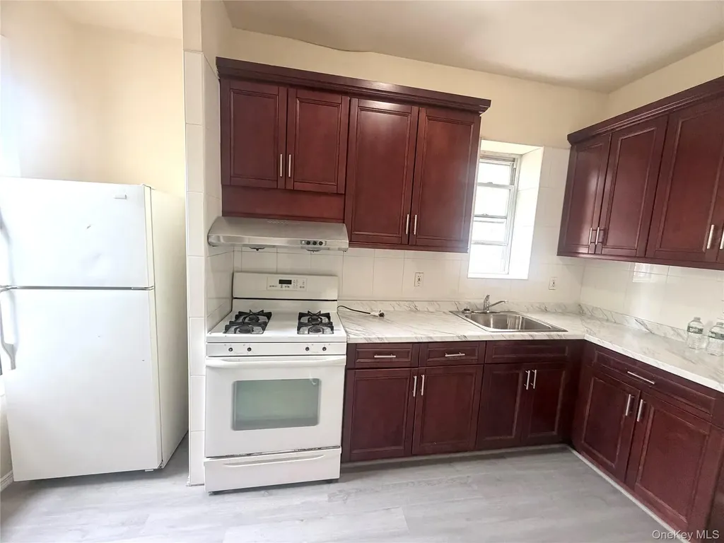 Woodside NY 11377