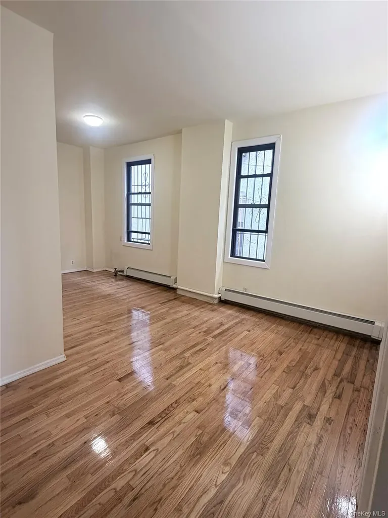 Woodside NY 11377