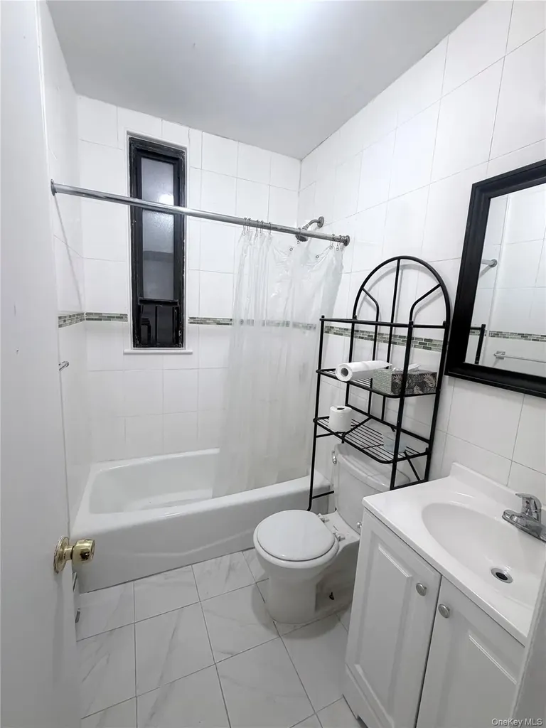 Woodside NY 11377