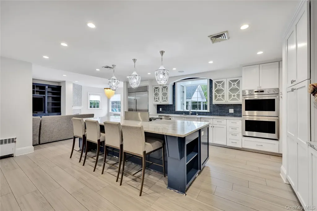 105 Everit Avenue Hewlett NY 11557