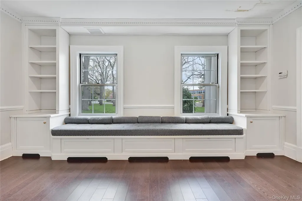 105 Everit Avenue Hewlett NY 11557