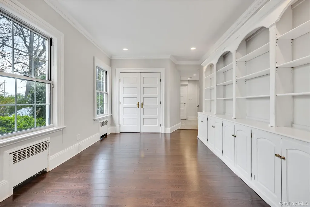 105 Everit Avenue Hewlett NY 11557