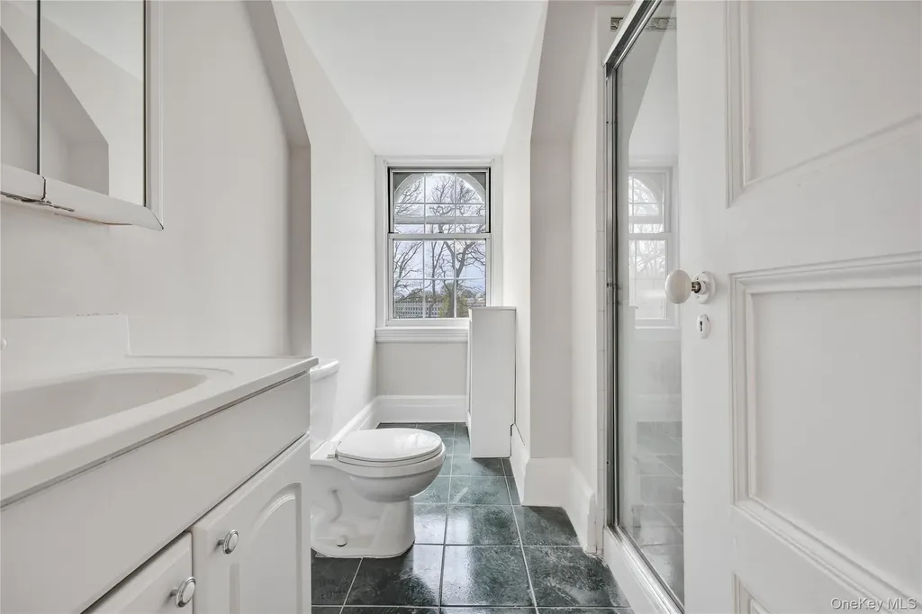 105 Everit Avenue Hewlett NY 11557