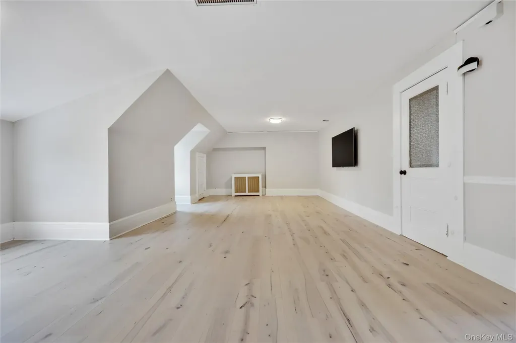 105 Everit Avenue Hewlett NY 11557