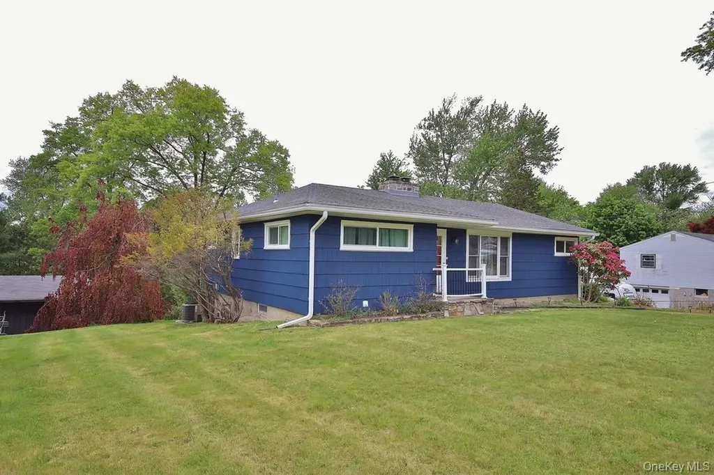 124 Cherrywood Drive Fishkill NY 12524