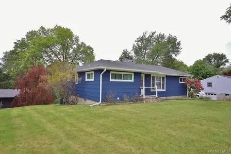 124 Cherrywood Drive Fishkill NY 12524