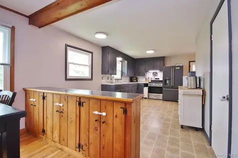 124 Cherrywood Drive Fishkill NY 12524
