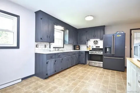 124 Cherrywood Drive Fishkill NY 12524