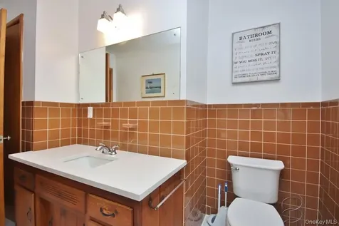 124 Cherrywood Drive Fishkill NY 12524