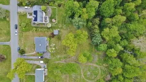 124 Cherrywood Drive Fishkill NY 12524