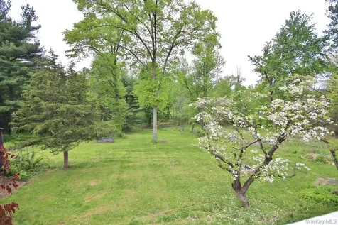 124 Cherrywood Drive Fishkill NY 12524