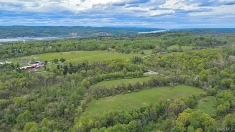 124 Cherrywood Drive Fishkill NY 12524