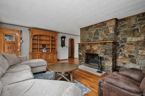 124 Cherrywood Drive Fishkill NY 12524