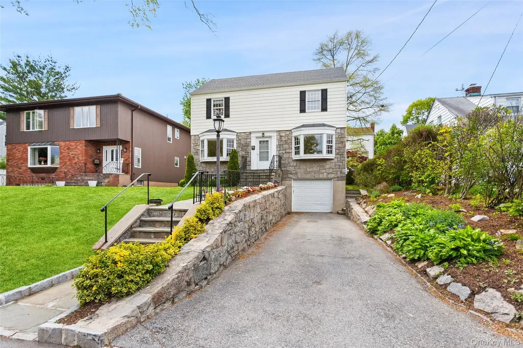 59 White Road Scarsdale NY 10583