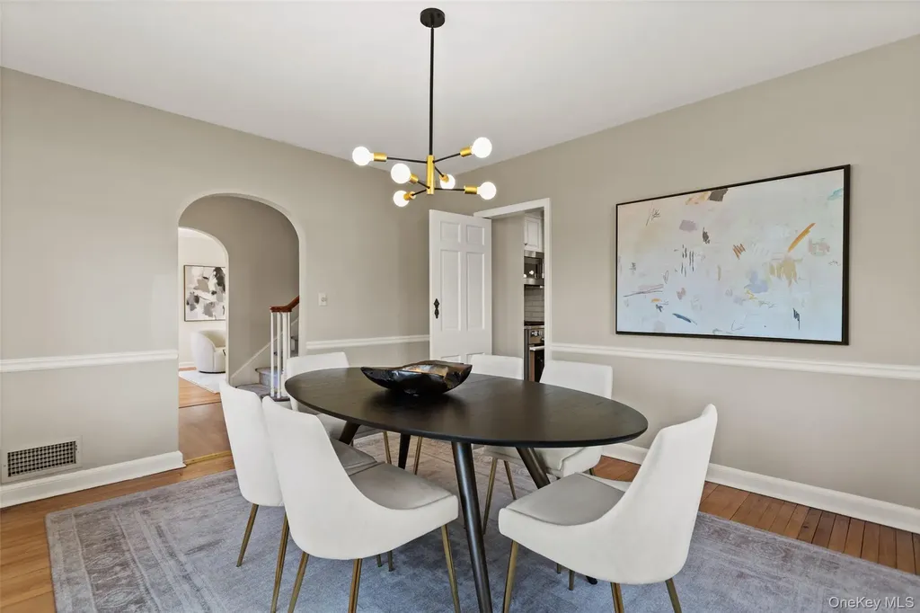 59 White Road Scarsdale NY 10583