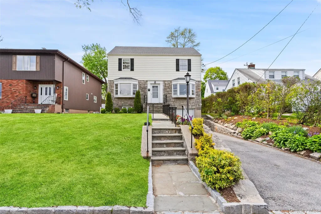 59 White Road Scarsdale NY 10583