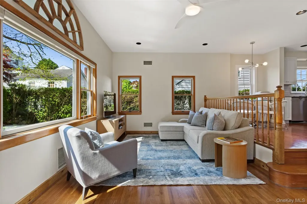 59 White Road Scarsdale NY 10583
