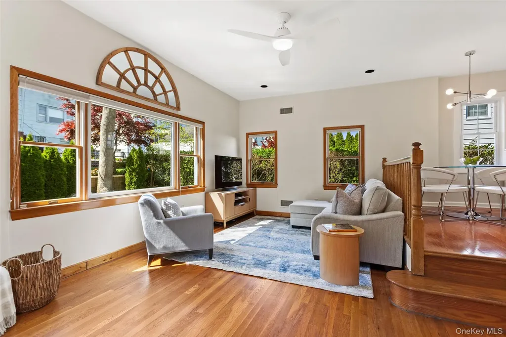 59 White Road Scarsdale NY 10583