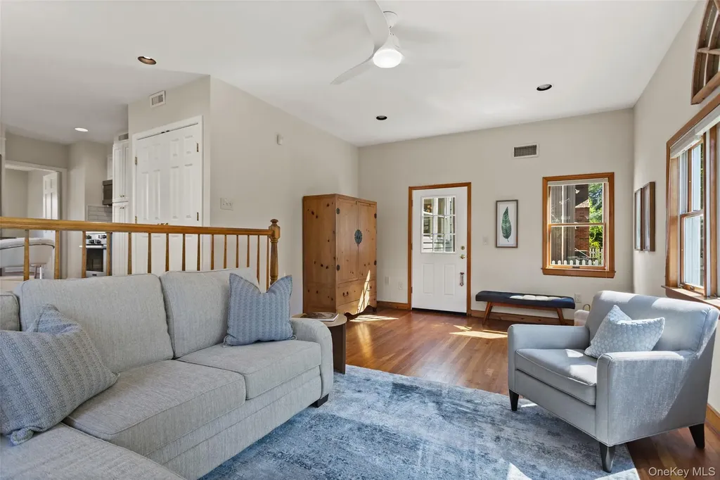 59 White Road Scarsdale NY 10583