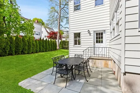 59 White Road Scarsdale NY 10583