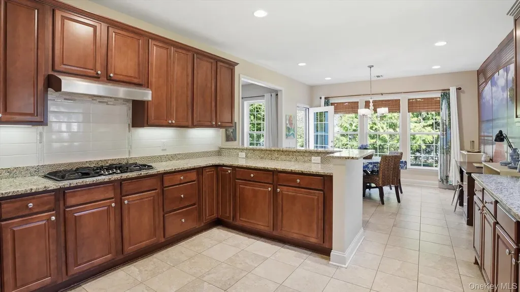 49 Samantha Circle Westhampton NY 11977