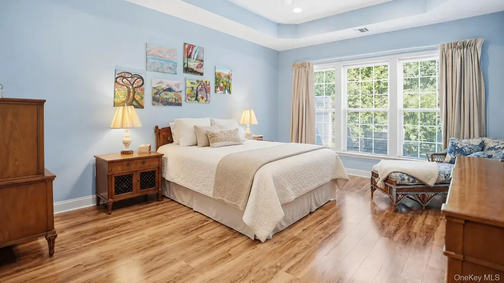 49 Samantha Circle Westhampton NY 11977