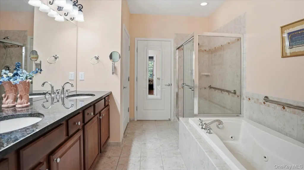 49 Samantha Circle Westhampton NY 11977