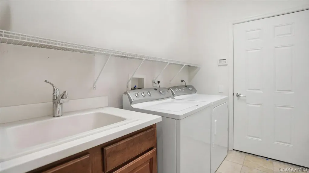 49 Samantha Circle Westhampton NY 11977