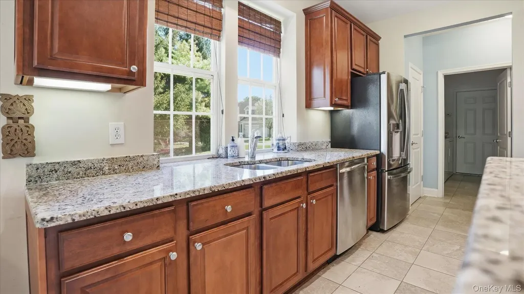 49 Samantha Circle Westhampton NY 11977