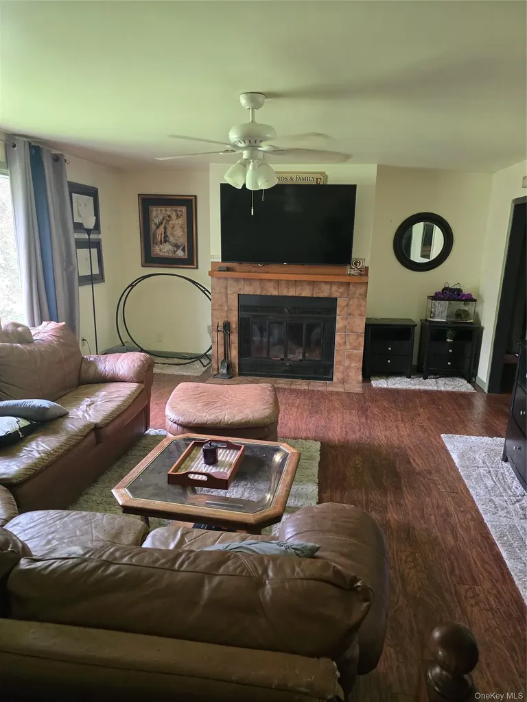 128 Crum Elbow Road Hyde Park NY 12538