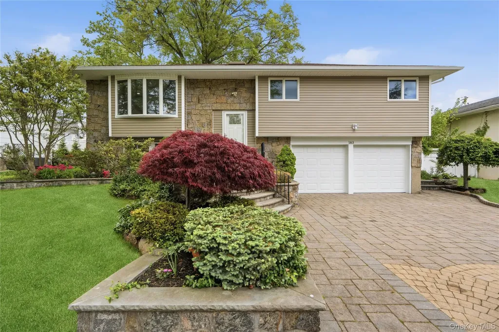 183 N Marginal Road Jericho NY 11753
