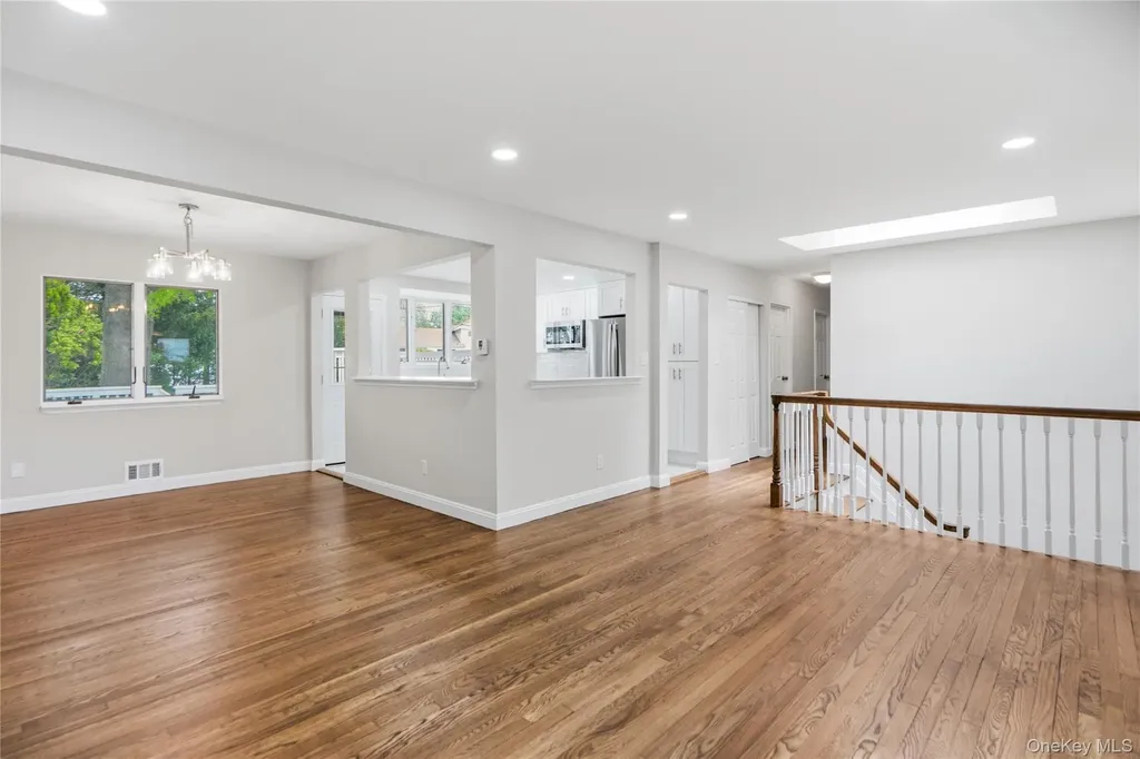 183 N Marginal Road Jericho NY 11753